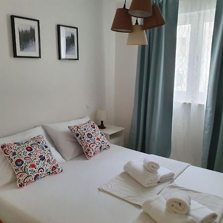 L & L Apartmani بول المظهر الخارجي الصورة