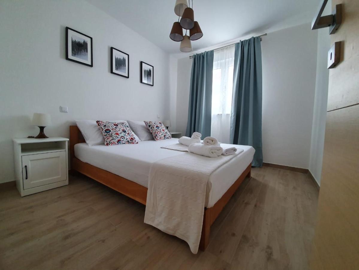 L & L Apartmani بول المظهر الخارجي الصورة